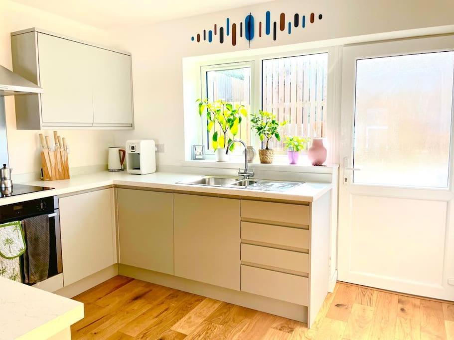 Modern Chic Summer Holiday Retreat. Newquay  Bagian luar foto